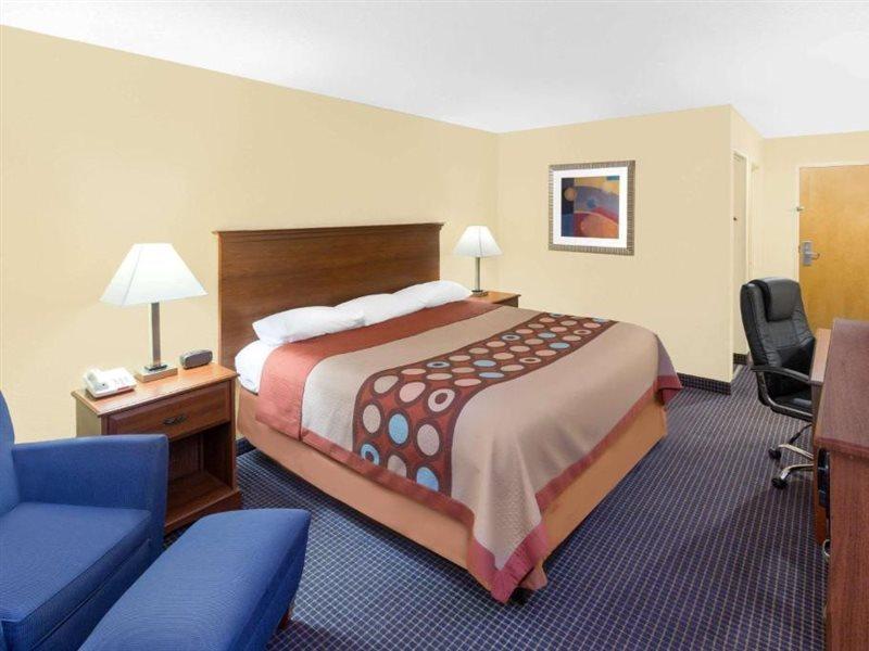 Super 8 By Wyndham Hattiesburg South Exterior foto